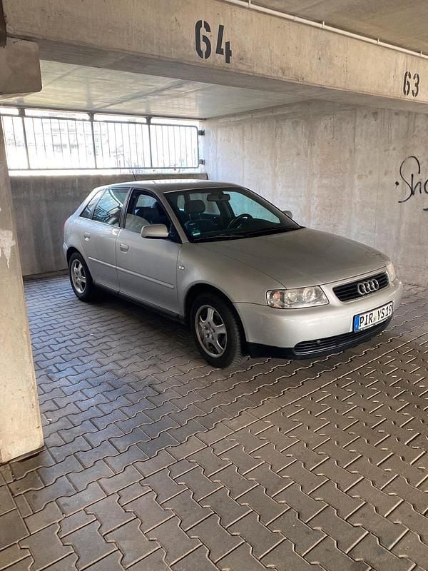 Silber Gebraucht 2001 Audi A3 Kleinwagen | 2.500 € (Fairer Preis) - Bild 1/4