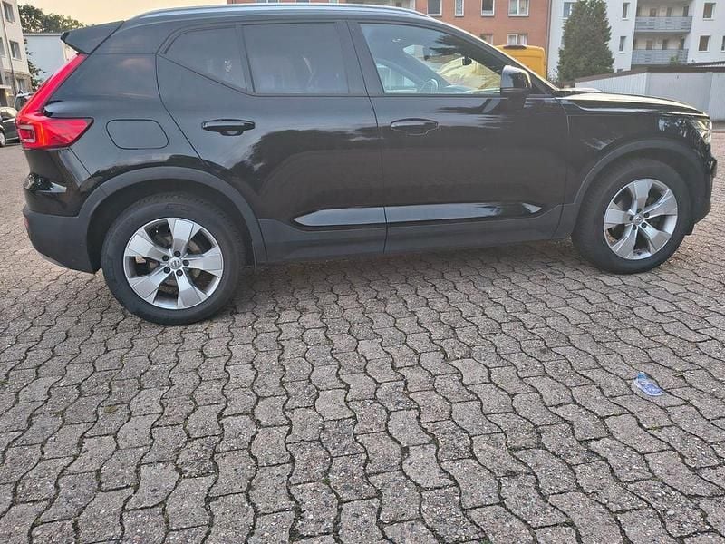 Schwarz Gebraucht 2019 Volvo XC40 R-Design SUV | 17.215 € (Guter Preis) - Bild 1/4