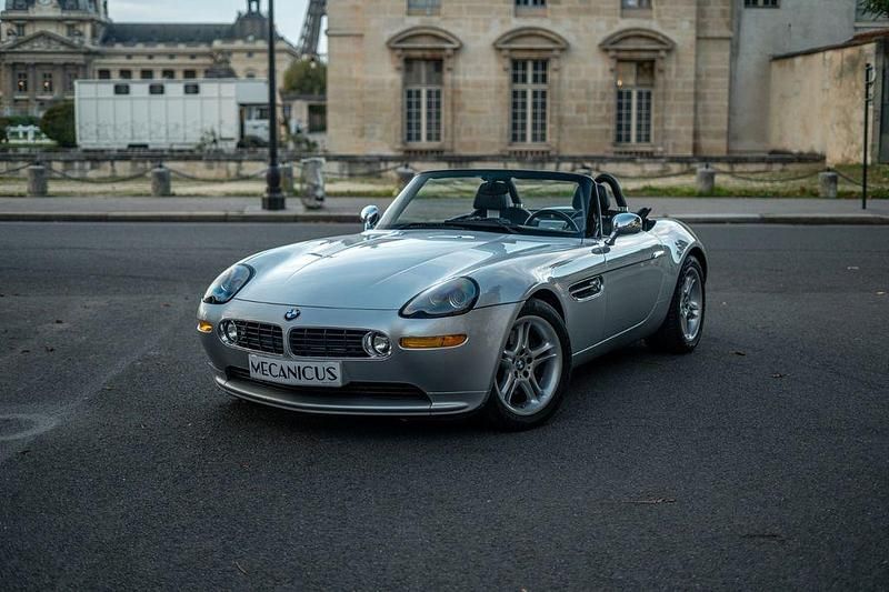 Grau Gebraucht 2001 BMW Z8 Sport Line Cabrio | 227.900 € - Bild 1/4