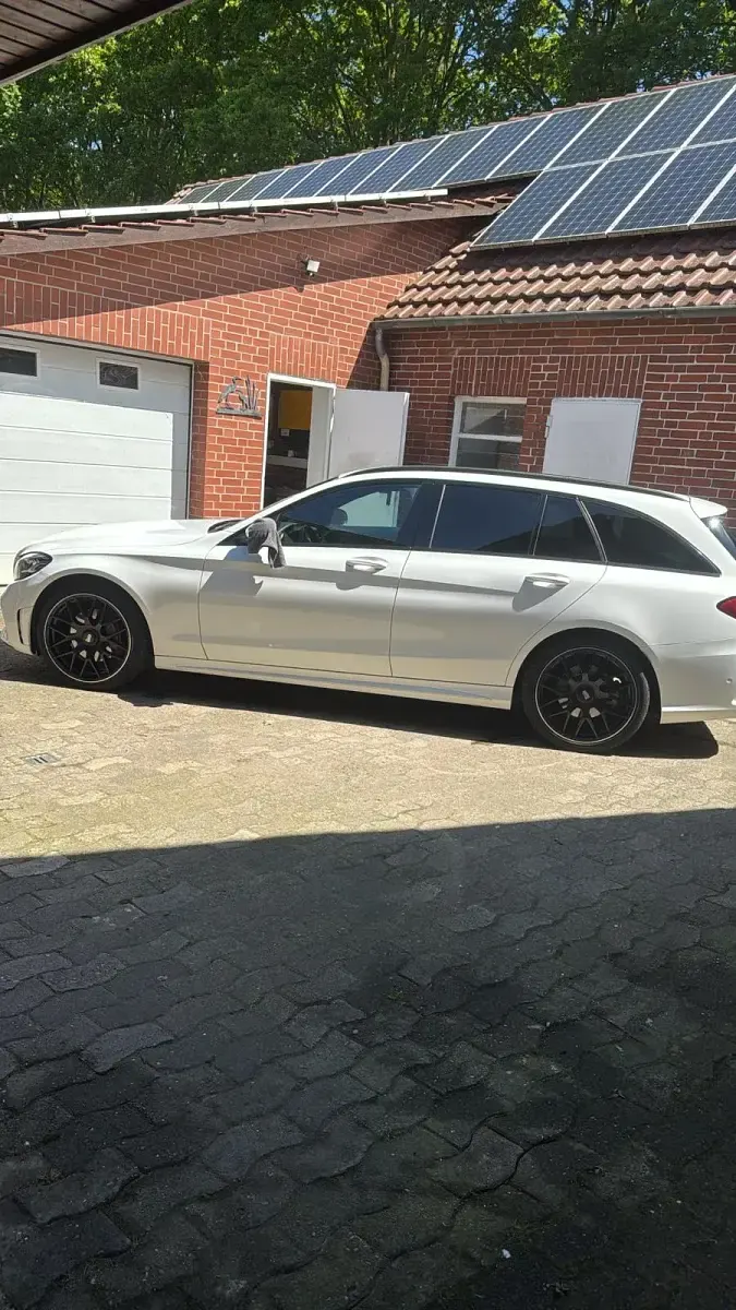 Second-hand Mercedes C220 AMG 194 CP (142 kW) 2020 Alb Break
