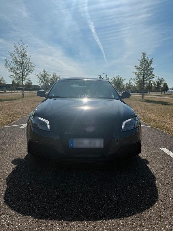 Schwarz Gebraucht 2011 Audi RS3 Design Kleinwagen | 24.500 € (Fairer Preis) - Bild 1/4