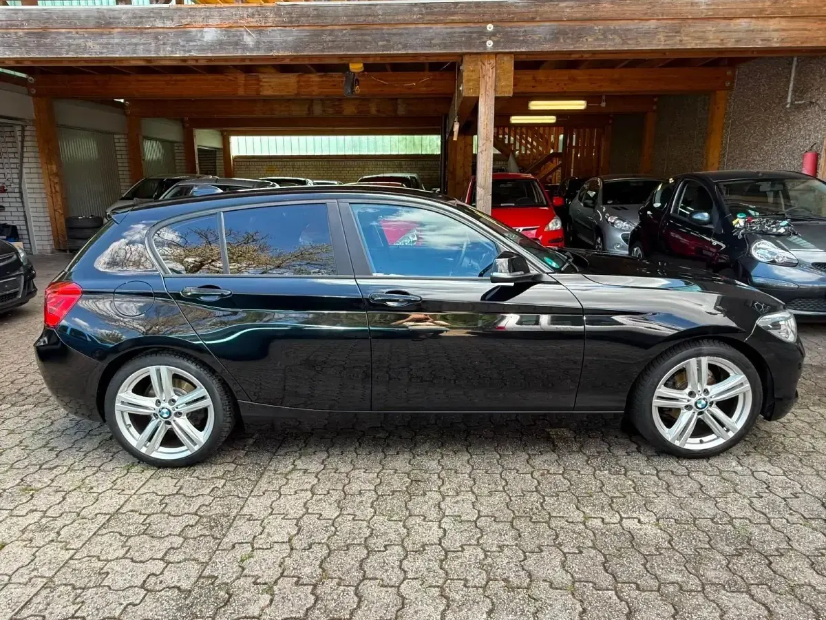Gebraucht BMW 118 Comfort Edition 136 PS (100 kW) 2017 Schwarz Limousine