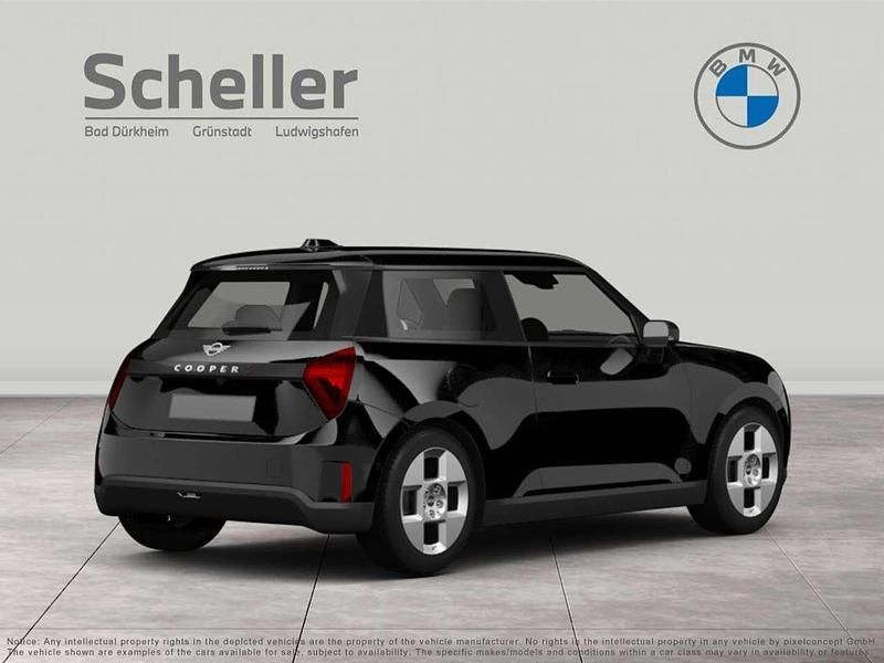 Gebraucht Mini Cooper Favoured 156 PS (114 kW) 2024 Midnight black ii Kleinwagen