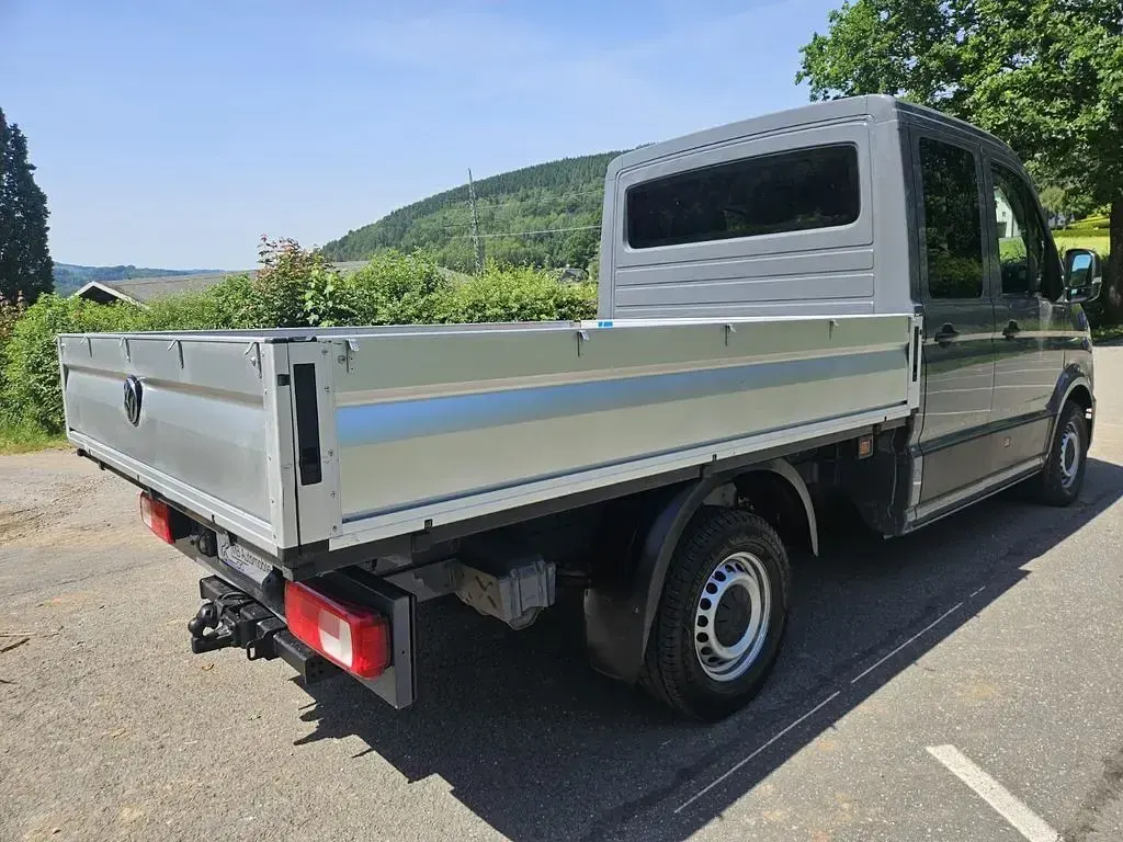 Gebraucht VW Crafter 177 PS (130 kW) 2020 Grau Van