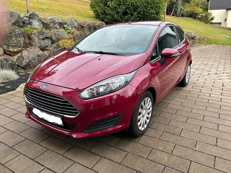 Violet Gebraucht 2013 Ford Fiesta Kleinwagen | 3.300 € (Superpreis) - Bild 1/4