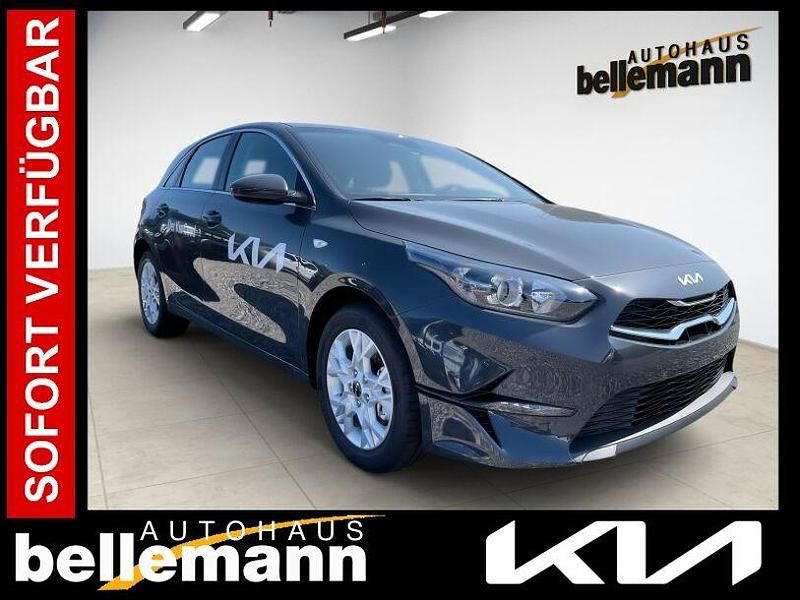 Pentametal Gebraucht 2024 Kia Ceed 2 Limousine | 23.460 € (Fairer Preis) - Bild 1/4