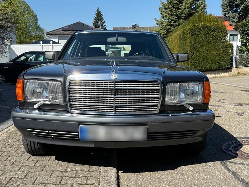Gebraucht Mercedes 300 179 PS (131 kW) 1990 Schwarz Limousine