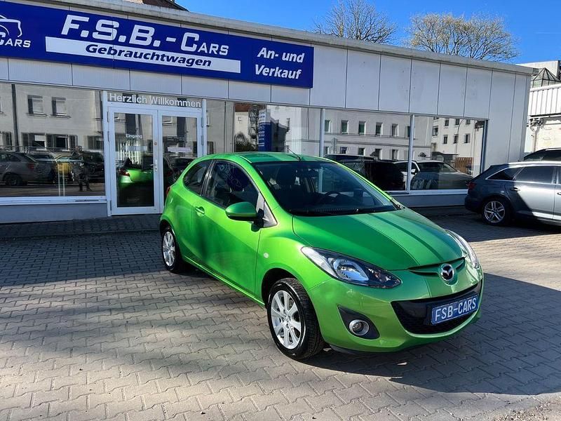 Second-hand Mazda 2 Edition 84 CP (61 kW) 2013 Verde Hatchback
