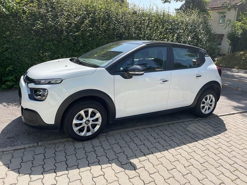 Weiß Gebraucht 2021 Citroën C3 Feel Kleinwagen | 12.500 € (Fairer Preis) - Bild 1/4