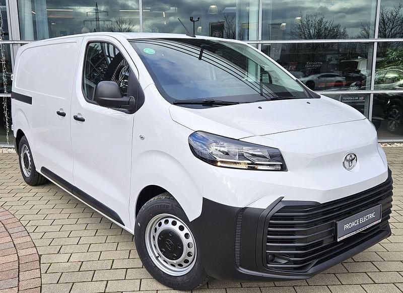 Neu Toyota Proace 100 kW (136 PS) 2025 Ice white Van / Kleinbus
