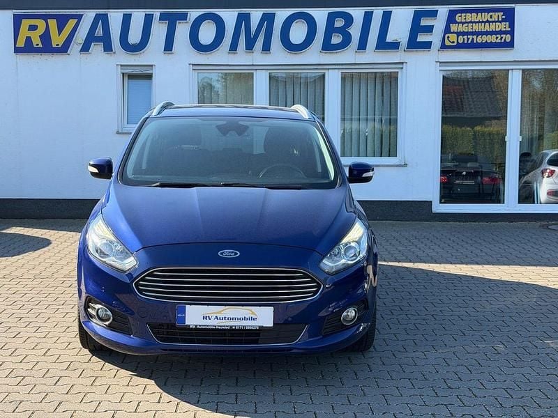 Second-hand Ford S-MAX Titanium 150 CP (110 kW) 2016 Albastru Monovolum