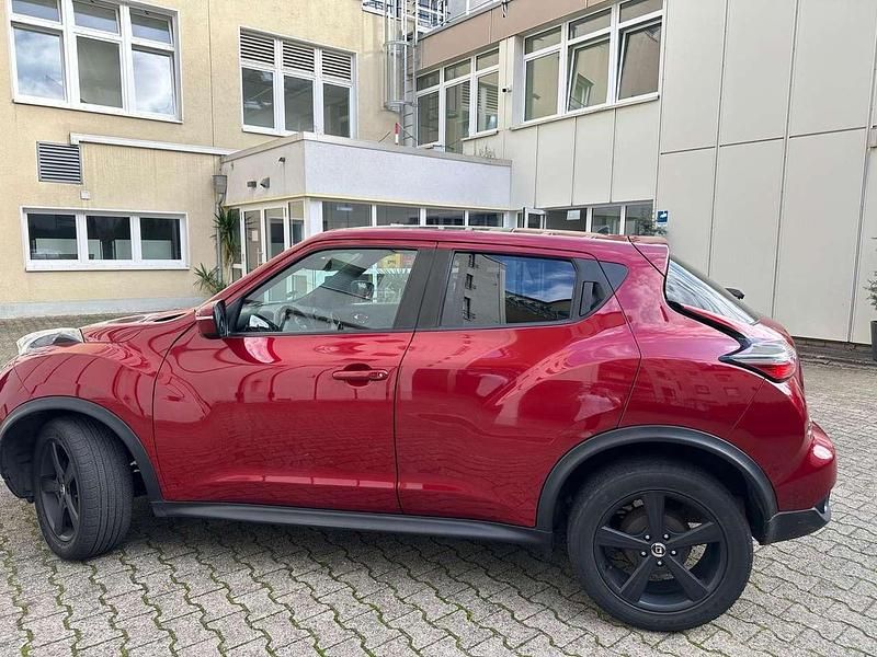 Gebraucht Nissan Juke N-Connecta 116 PS (85 kW) 2016 Rot SUV