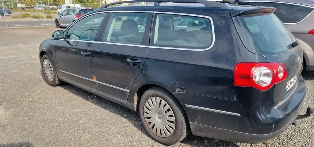 Gebraucht VW Passat Comfortline 170 PS (125 kW) 2010 Schwarz Kombi