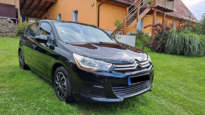 Gebraucht Citroën C4 95 PS (69 kW) 2013 Schwarz Limousine