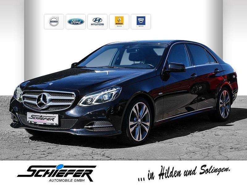 Schwarz Gebraucht 2013 Mercedes E200 Avantgarde Limousine | 16.250 € (Fairer Preis) - Bild 1/4