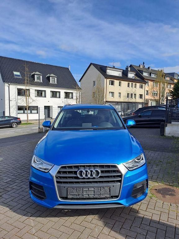 Gebraucht Audi Q3 Design 150 PS (110 kW) 2015 Blau SUV