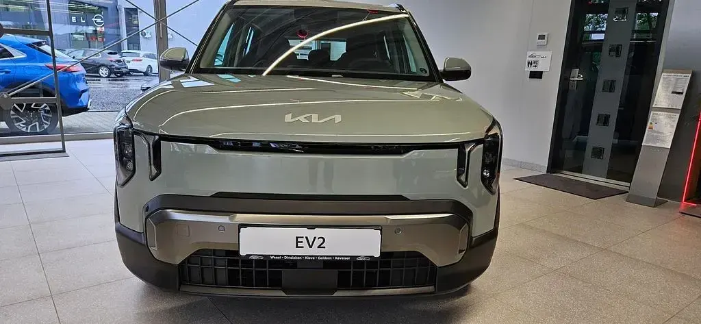 Neu Kia EV2 Earth 108 kW (147 PS) 2026 Grau SUV