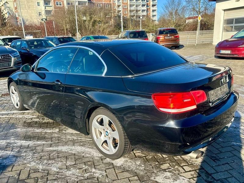 Gebraucht BMW 320 Cabriolet 170 PS (125 kW) 2008 Schwarz Cabrio