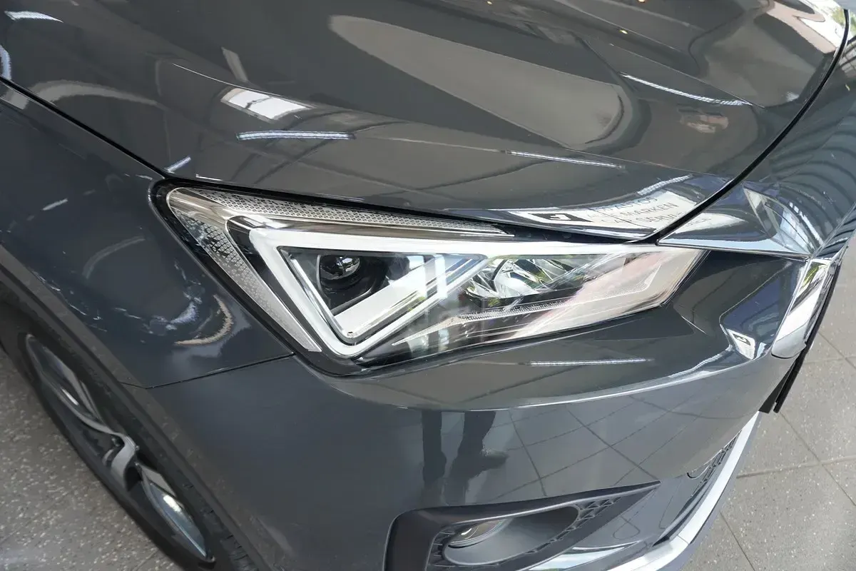 Gebraucht Seat Tarraco XCELLENCE 190 PS (139 kW) 2021 Grau SUV