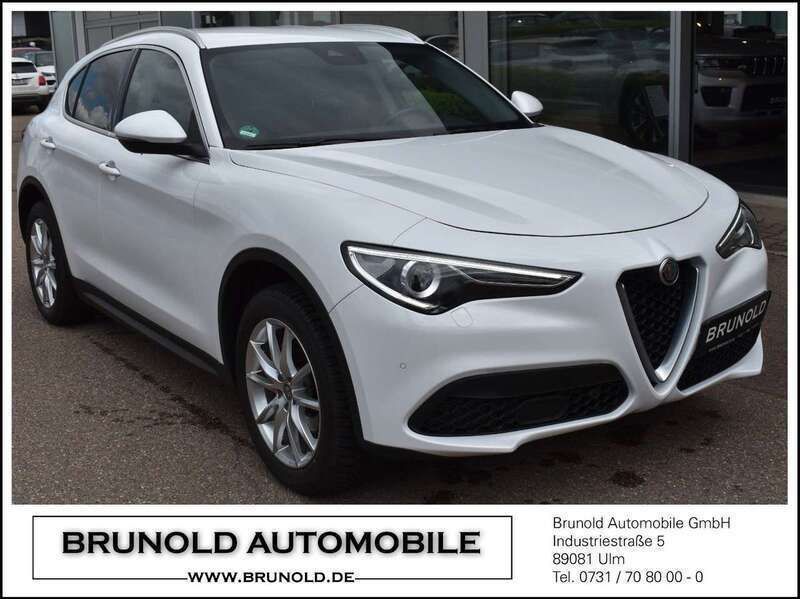 Bianco alfa Gebraucht 2019 Alfa Romeo Stelvio Lusso SUV | 29.900 € (Fairer Preis) - Bild 1/4