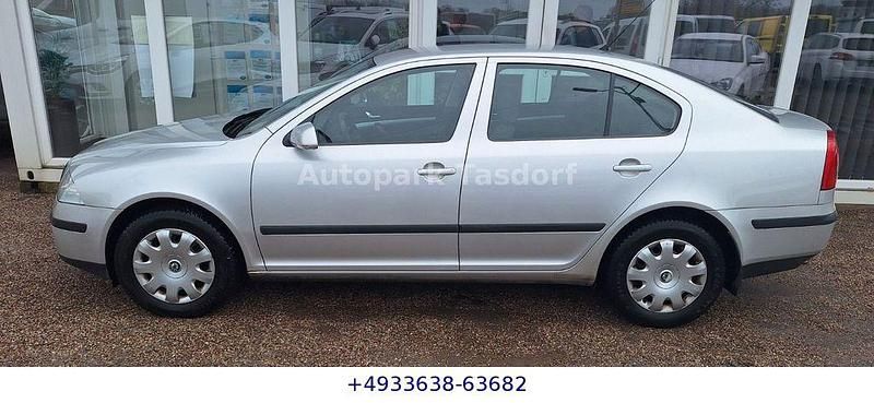 Gebraucht Skoda Octavia Ambiente 105 PS (77 kW) 2006 Silber Limousine