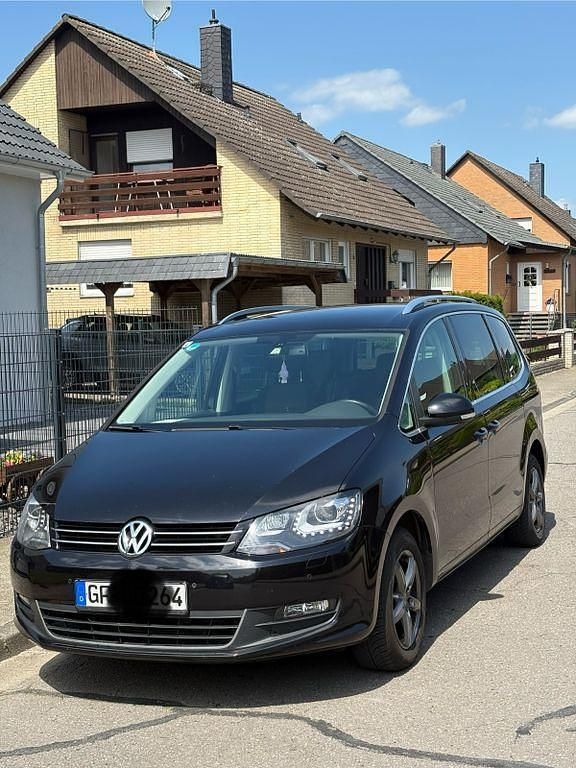 Gebraucht VW Sharan 116 PS (85 kW) 2013 Schwarz Van / Kleinbus