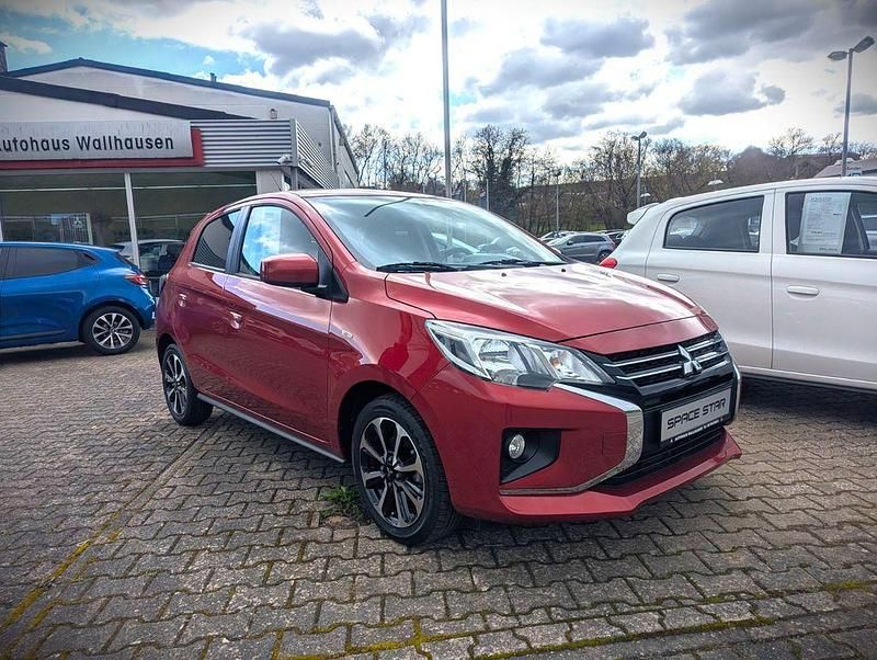 Gebraucht Mitsubishi Space Star Select+ 71 PS (52 kW) 2023 Amarena rot Kleinwagen