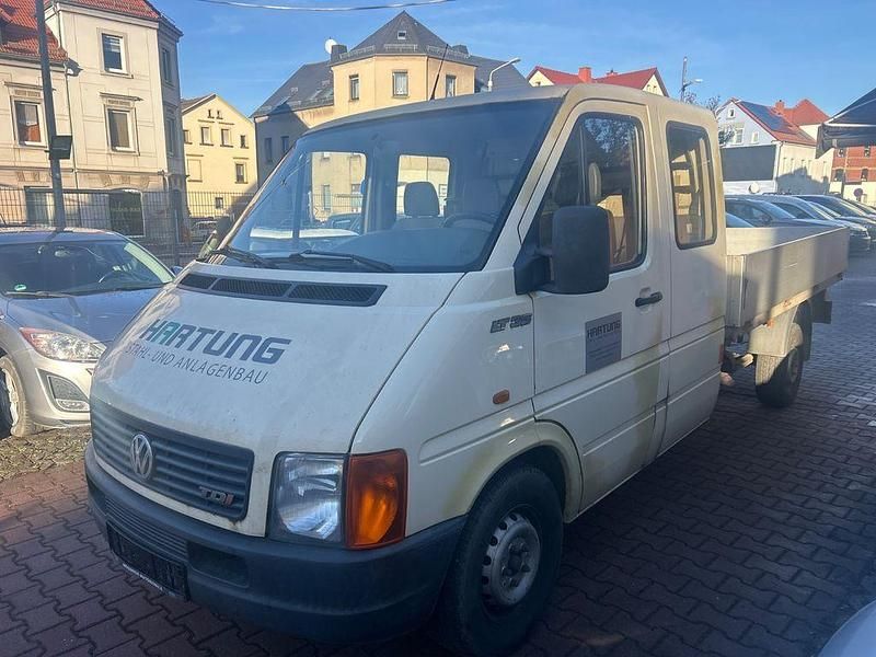 Gebraucht VW LT 131 PS (96 kW) 2001 Beige Limousine
