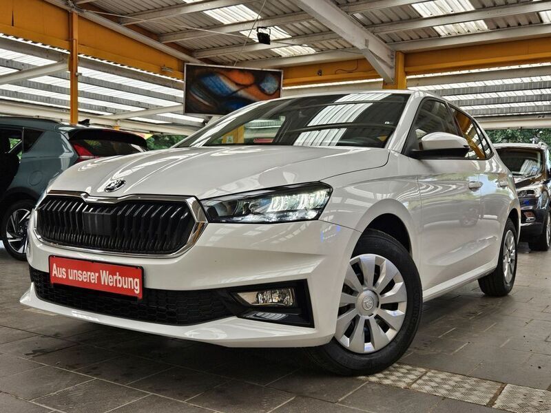 Candyweiss Gebraucht 2024 Skoda Fabia Selection Kleinwagen | 17.990 € (Fairer Preis) - Bild 1/4
