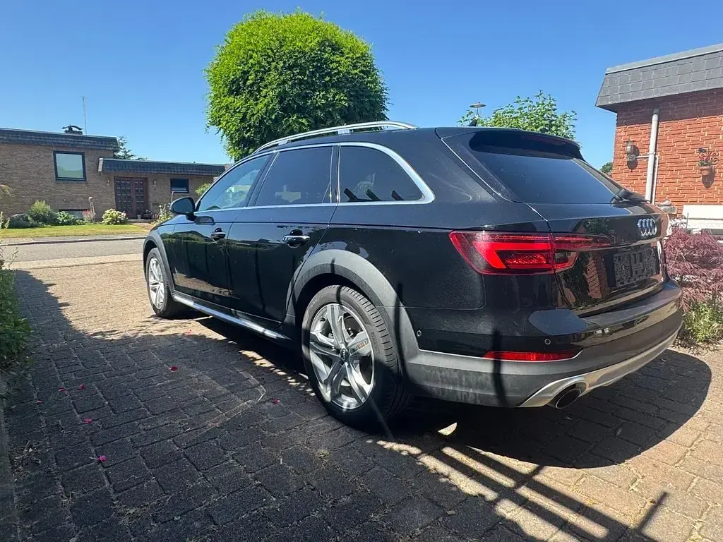 Gebraucht Audi A4 Allroad Ambiente 252 PS (185 kW) 2018 Schwarz Kombi