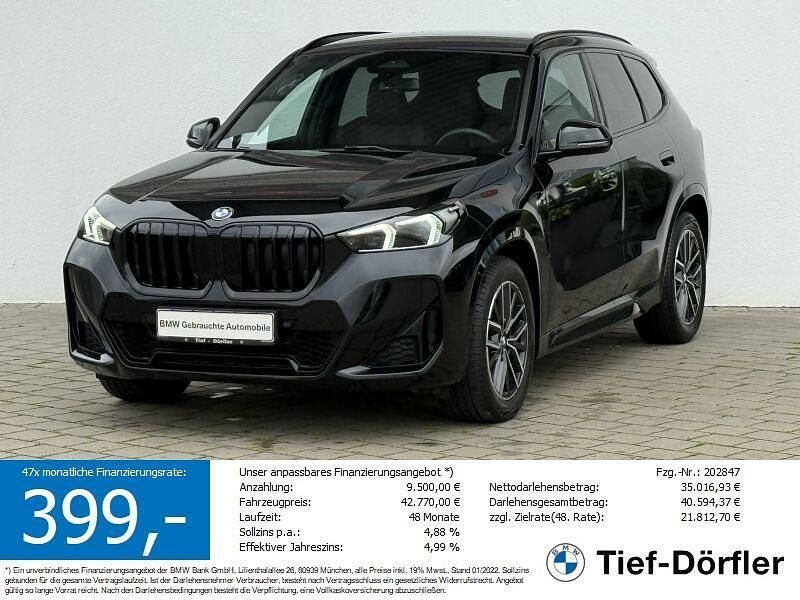 Black sapphire metallic Gebraucht 2022 BMW X1 M Sport SUV | 40.809 € - Bild 1/4
