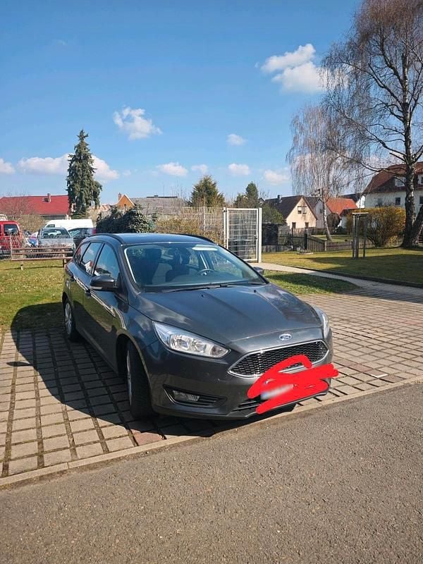 Usata Ford Focus 125 CV (91 kW) 2016 Grigio Station wagon