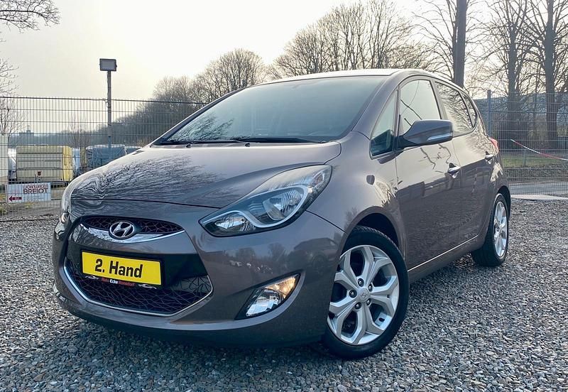 Gebraucht Hyundai ix20 Edition 90 PS (66 kW) 2013 Andere farben Kleinwagen