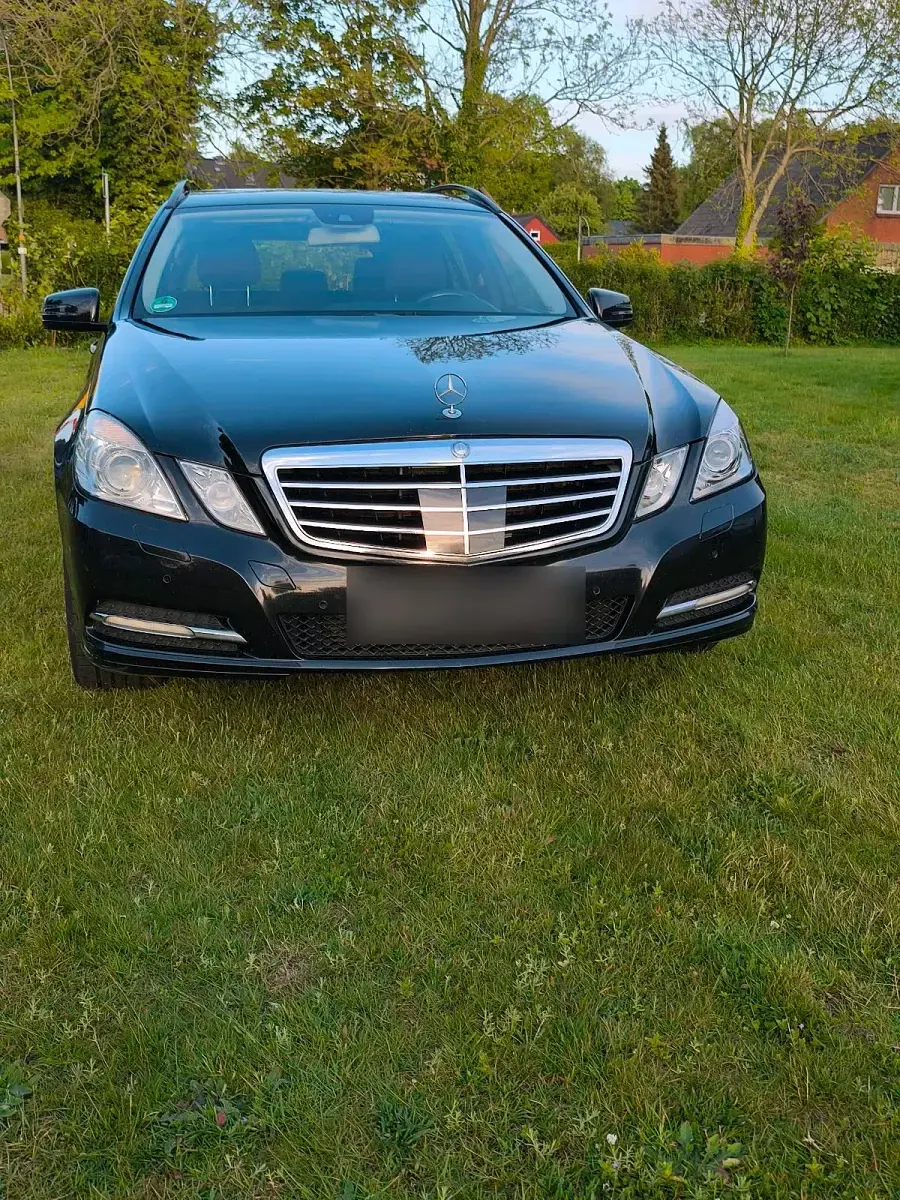 Gebraucht Mercedes 220 170 PS (125 kW) 2010 Schwarz Kombi