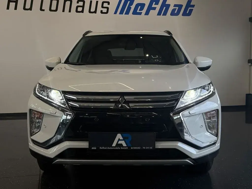 Gebraucht Mitsubishi Eclipse Cross Edition 163 PS (119 kW) 2018 Weiß SUV