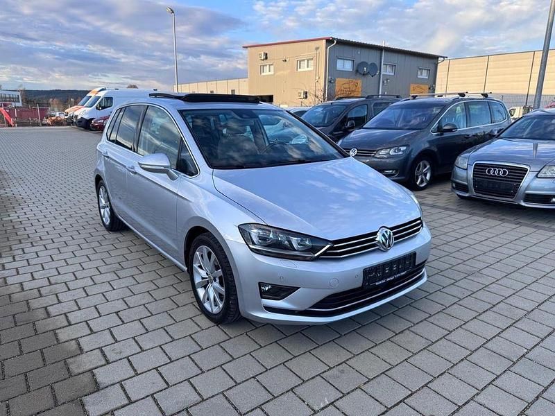 Silber Gebraucht 2014 VW Golf VII Highline Limousine | 13.650 € (Fairer Preis) - Bild 1/4
