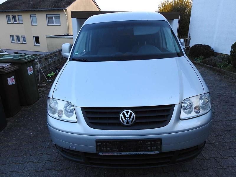 Gebraucht VW Caddy Life 105 PS (77 kW) 2010 Grau Van / Kleinbus