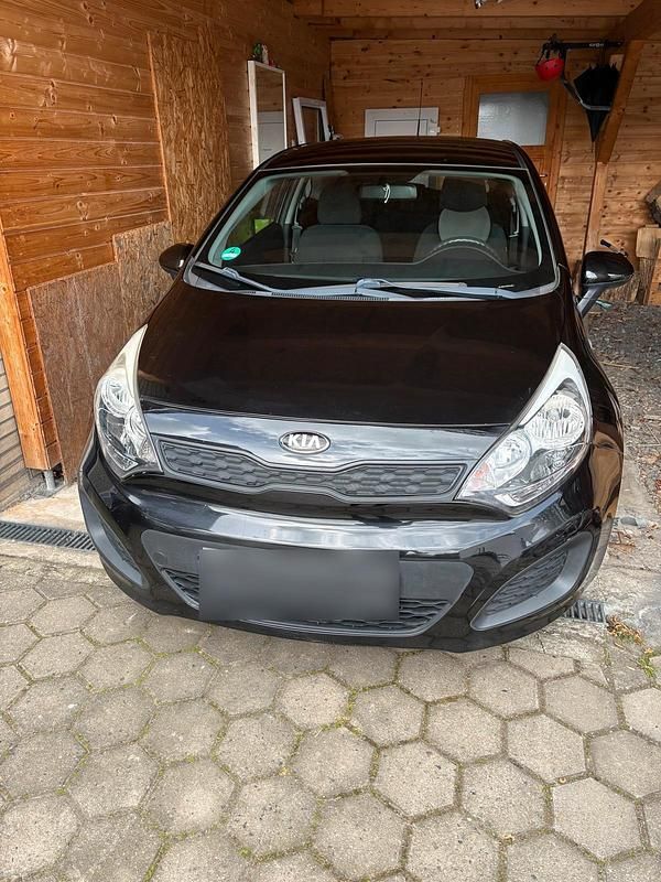 Usata Kia Rio 75 CV (55 kW) 2014 Nero Utilitaria