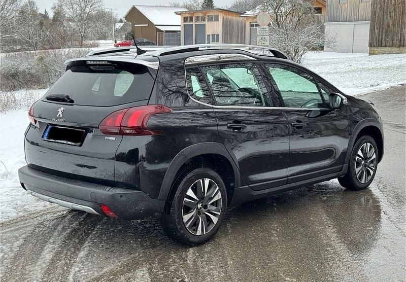 Gebraucht Peugeot 2008 115 PS (84 kW) 2017 Schwarz SUV