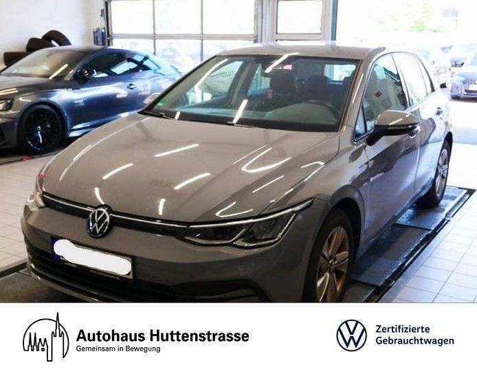 Außenfarbe: Gebraucht 2022 VW Golf VIII Limousine | 15.920 € (Superpreis) - Bild 1/3