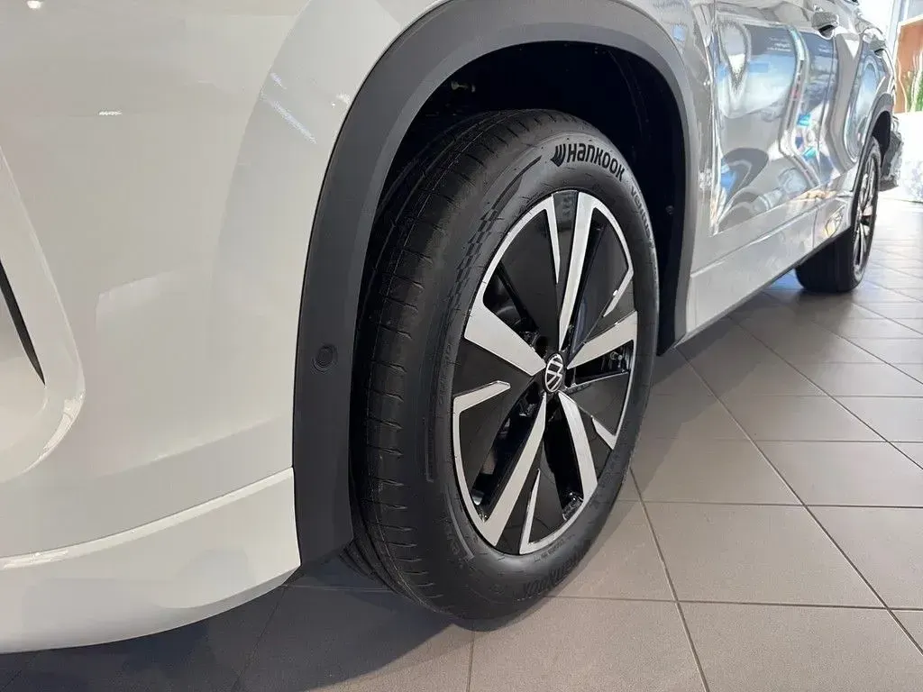 Neu VW Tayron Elegance 150 PS (110 kW) 2026 Weiß SUV