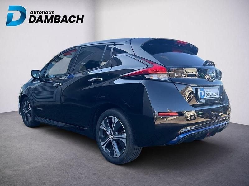 Gebraucht Nissan Leaf Tekna 110 kW (150 PS) 2020 Black (m) Kleinwagen