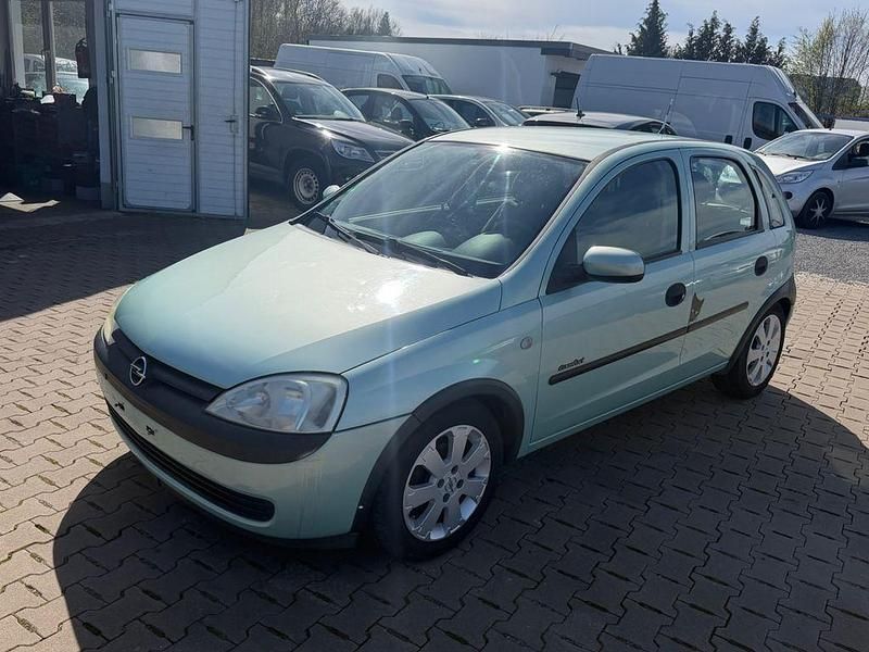 Gebraucht Opel Corsa 75 PS (55 kW) 2001 Other Kleinwagen