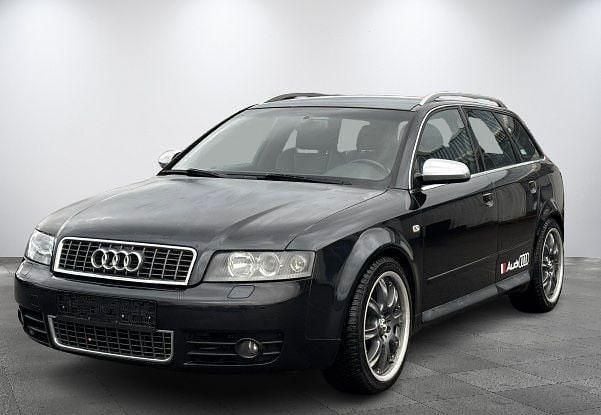 Schwarz Gebraucht 2004 Audi S4 Sport Limousine | 7.950 € (Fairer Preis) - Bild 1/4