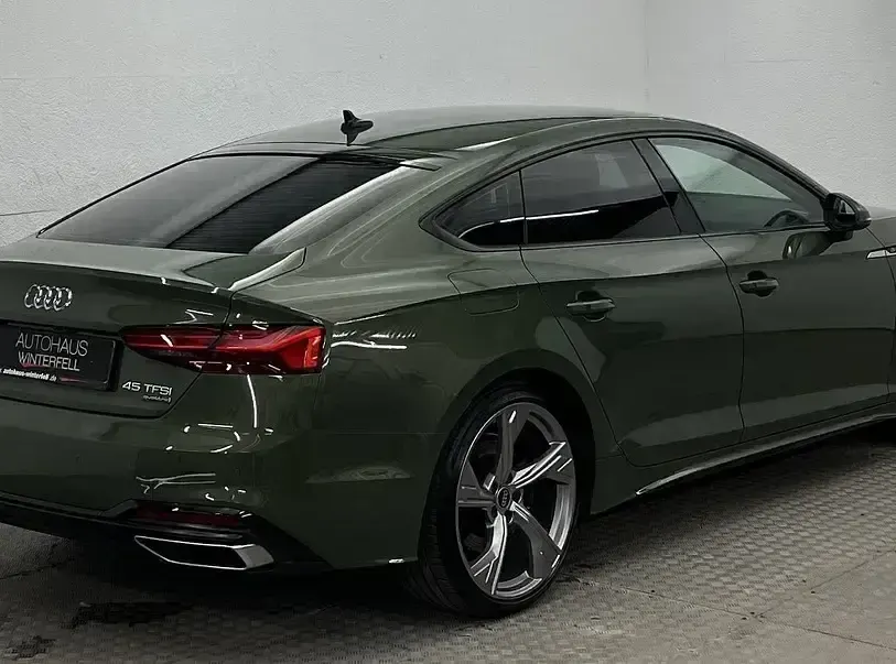Gebraucht Audi A5 Sportback S-Line 265 PS (194 kW) 2022 Grün Kleinwagen