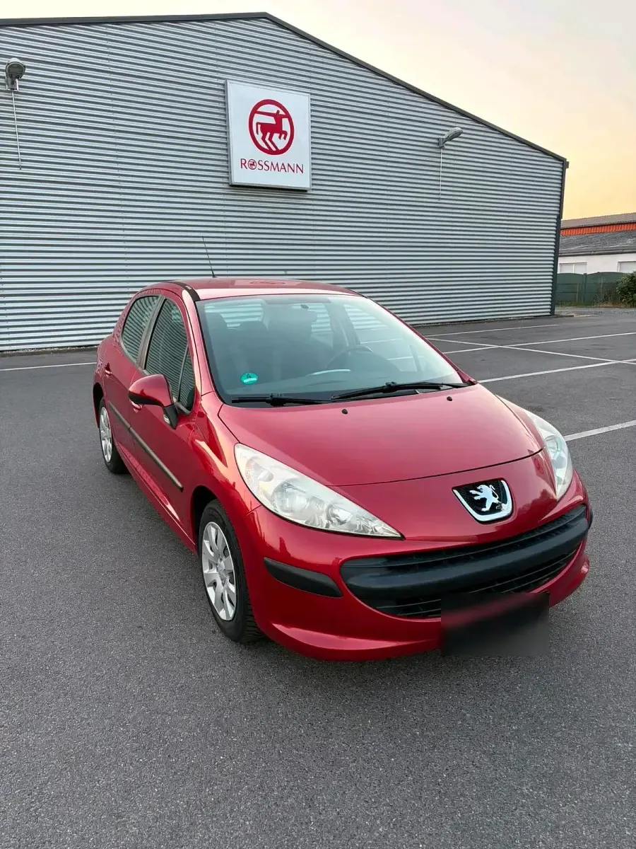 Gebraucht Peugeot 207 88 PS (64 kW) 2006 Rot Kleinwagen