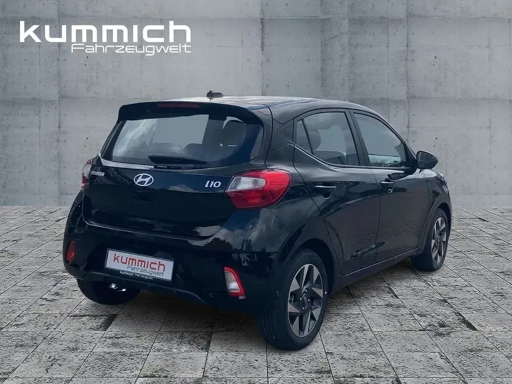 Gebraucht Hyundai i10 Trend 79 PS (58 kW) 2025 Schwarz Kleinwagen