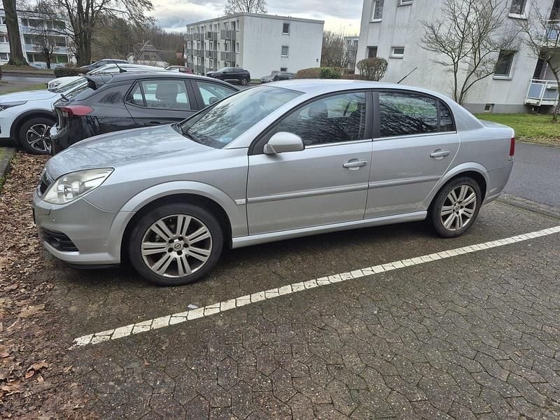 Gebraucht Opel Vectra 155 PS (114 kW) 2005 Silber Limousine