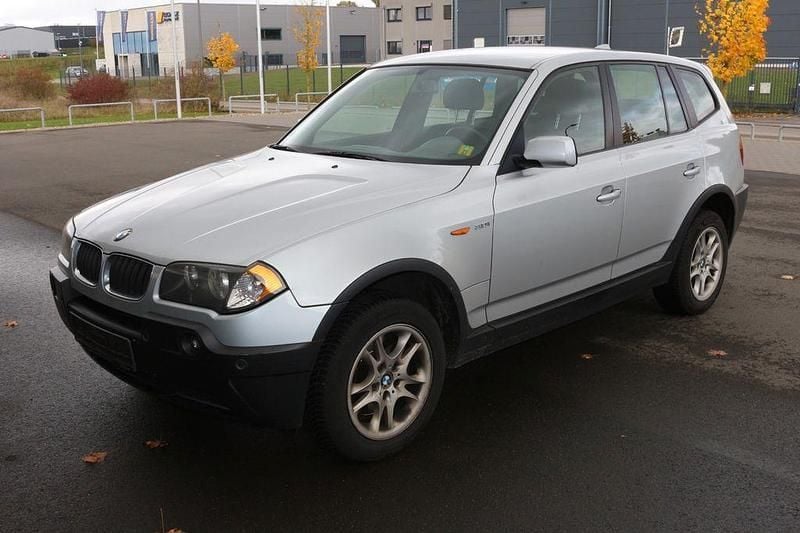 Silber Gebraucht 2004 BMW X3 SUV | 3.599 € (Superpreis) - Bild 1/4