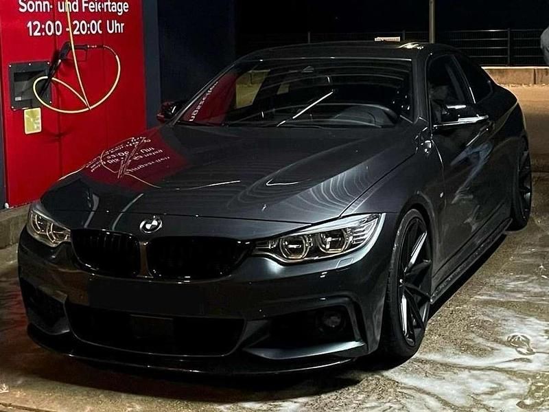 Grau Gebraucht 2016 BMW 430 M Performance Coupé | 28.600 € (Teuer) - Bild 1/4